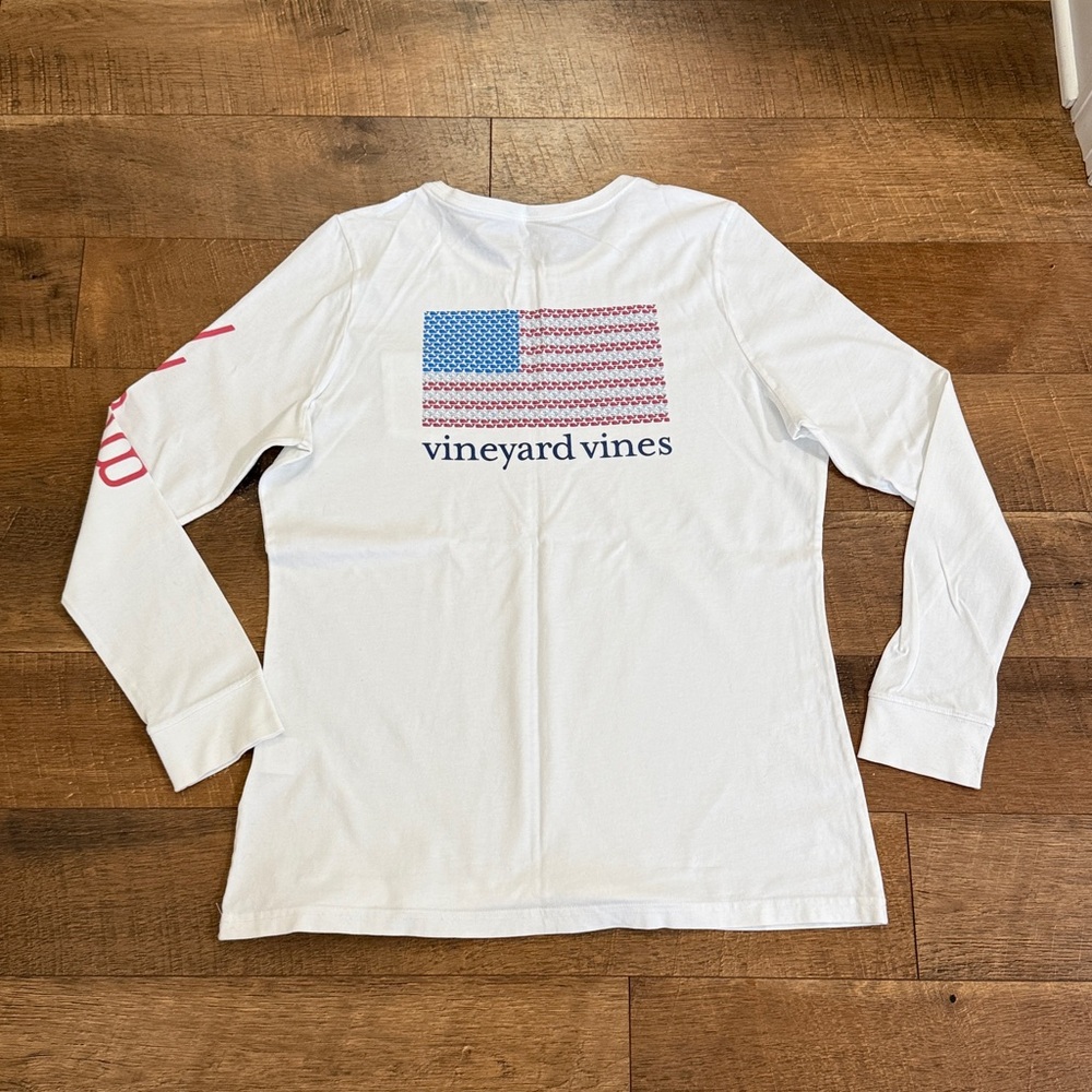 Vineyard Vines White Long-Sleeve Pocket Tee with USA flag